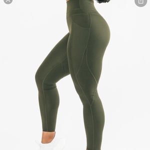ALPHALETE Alphalux Force leggings